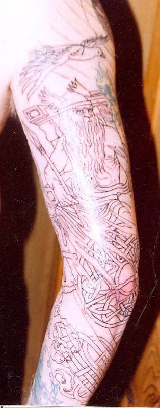 back of rt arm outlined maniaci chi tat