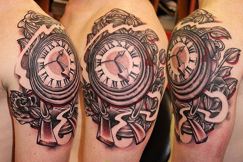 Clock  tattoo