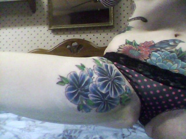 Left Thigh Tattoo Side