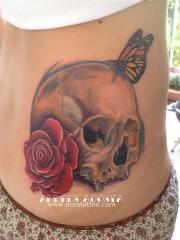 Skull & Rose Tattoo