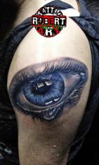 eye fresh robert tattoo art